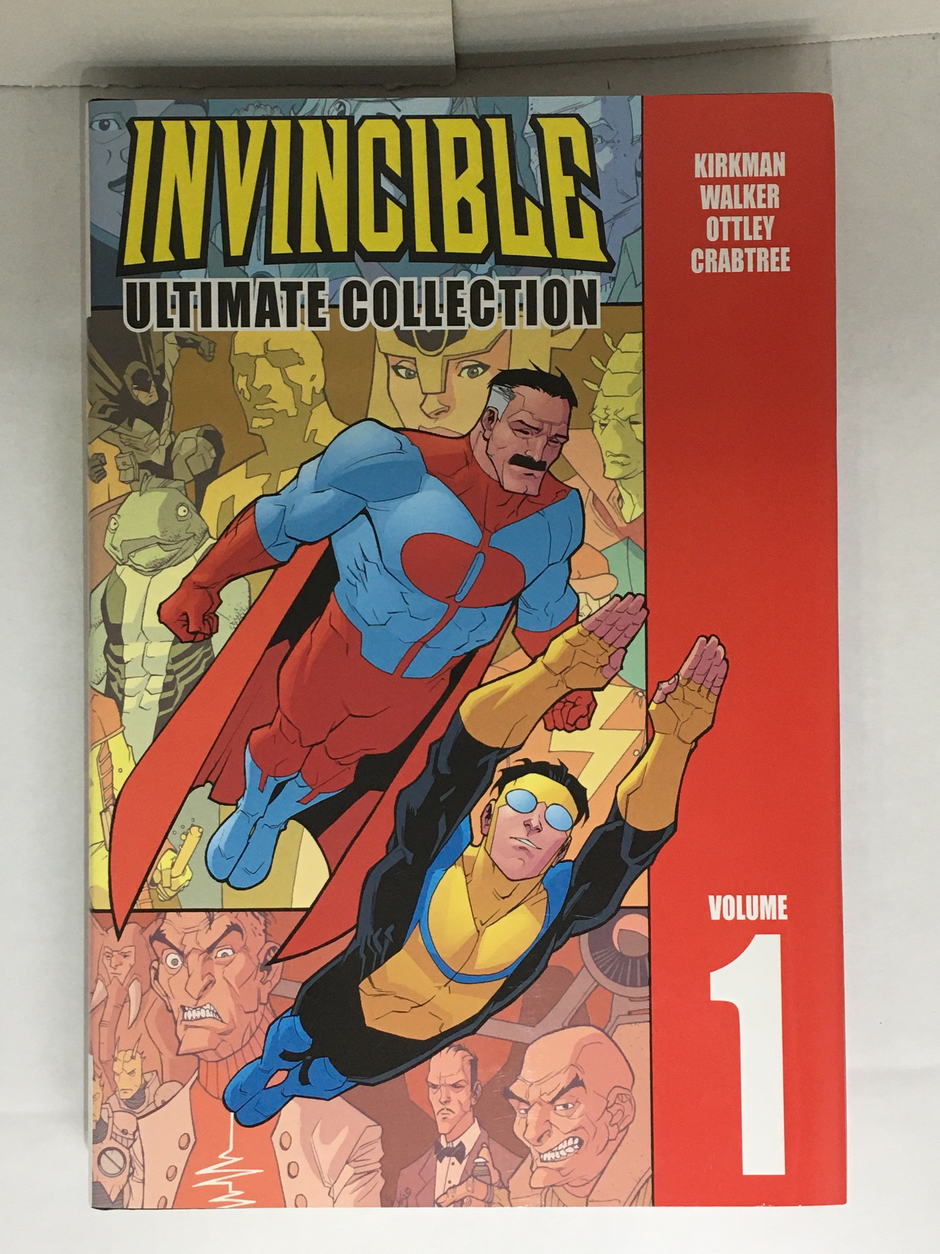 Invincible Ultimate Collection, Volume 1 by Robert Kirkman, Hardcover