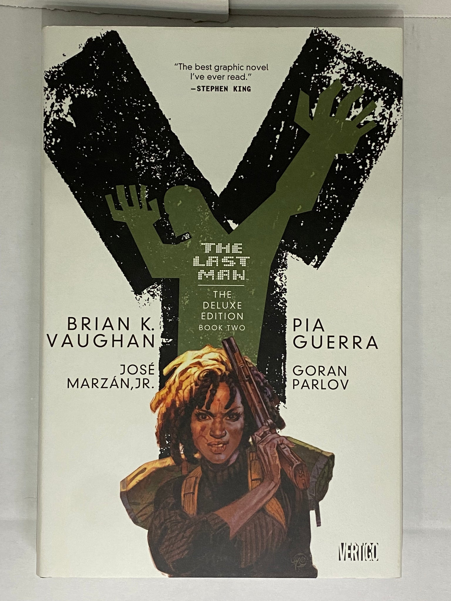 Y: THE LAST MAN VOL. 2 DELUXE HARDCOVER - NEW OPENED STOCK